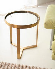 Load image into Gallery viewer, Gold End Table Round Table
