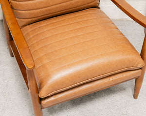 Caramel Lounge Chair