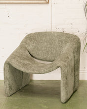 Load image into Gallery viewer, Tobino Lounge Chair in Green
