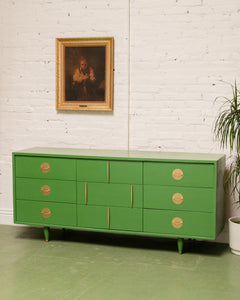 Kelly Green Regency Dresser