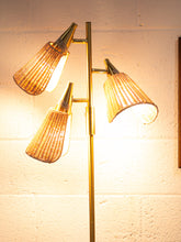 Load image into Gallery viewer, Wicker 3 Headed Lamp
