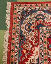 Load image into Gallery viewer, Antique Heriz Handwoven Rug
