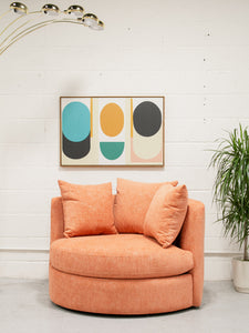 Bianca Swivel Chair in Amadeus Tangerine