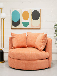 Bianca Swivel Chair in Amadeus Tangerine