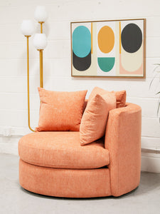 Bianca Swivel Chair in Amadeus Tangerine