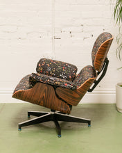 Load image into Gallery viewer, Black Garden Iconic Chair and Ottoman
