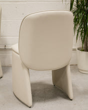 Load image into Gallery viewer, Comet Chair in Ivory
