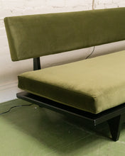 Load image into Gallery viewer, Daybed By Hans Bellmann For Wilkhahn 1960 New Upholstery
