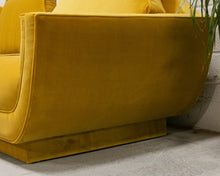 Load image into Gallery viewer, Tabatha Sofa in Citron
