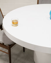 Load image into Gallery viewer, Clara Round White Glossy Table
