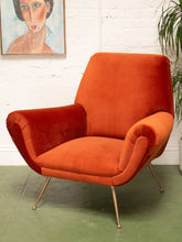 Load image into Gallery viewer, Set of 2 Italian Armchairs in Rust Velvet By Gigi Radice for Minotti - 1950s
