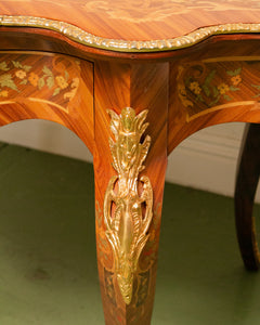 1900s French Louis XV Boulle' Style Inlaid Wood Table With Gilt Ormolu Mount