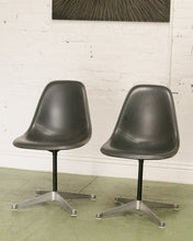 Load image into Gallery viewer, Eames Chair
