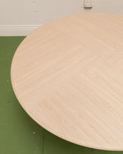 Load image into Gallery viewer, Faux Wood Round Fluted Dining Table
