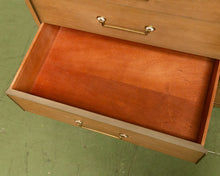 Load image into Gallery viewer, Heritage Henredon Vintage Dresser
