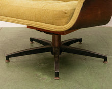 Load image into Gallery viewer, Vintage Green Lounge Chair &amp; Ottoman
