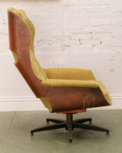 Load image into Gallery viewer, Vintage Green Lounge Chair &amp; Ottoman
