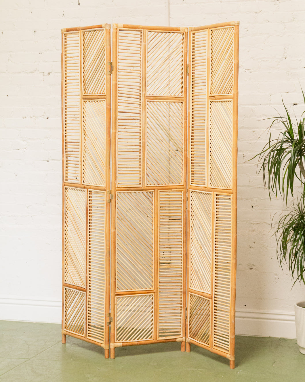 Bahamas Rattan Room Divider