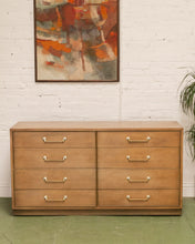 Load image into Gallery viewer, Heritage Henredon Vintage Dresser
