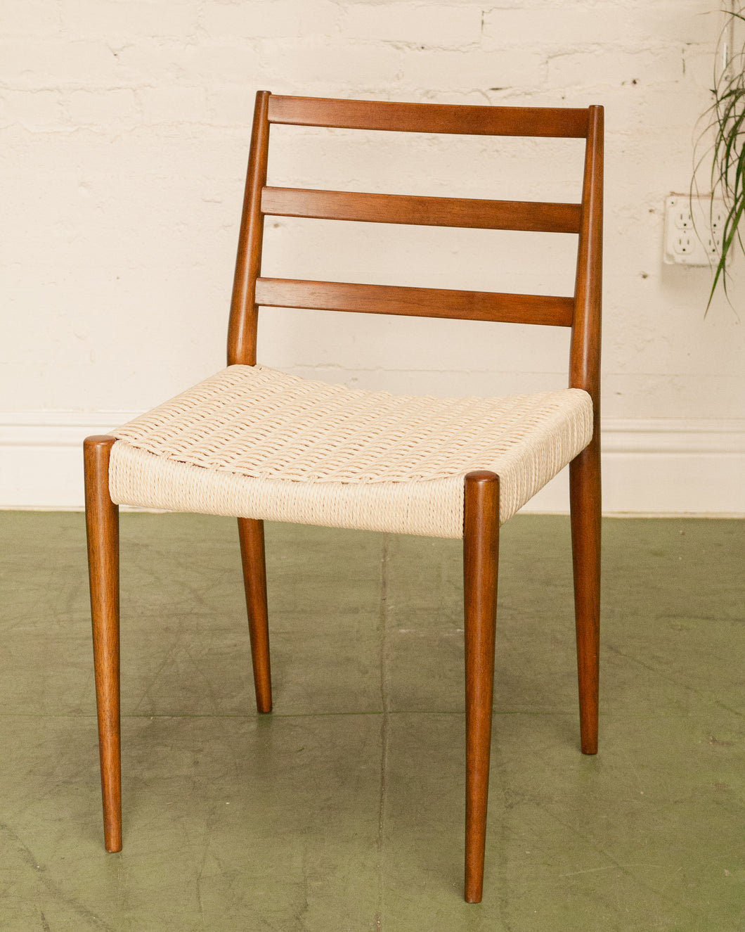 Modern Weaved Dining Chair