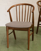 Load image into Gallery viewer, Spindle Wishbone Chair
