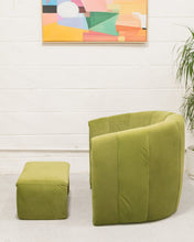 Load image into Gallery viewer, Green Lounge Chair &amp; Ottoman
