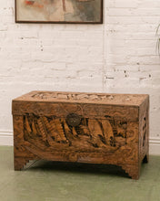 Load image into Gallery viewer, Hand Carved Trunk
