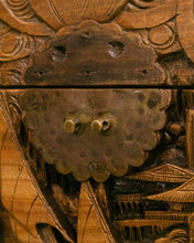 Load image into Gallery viewer, Hand Carved Trunk
