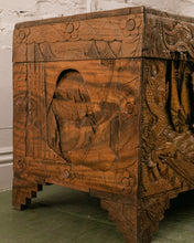 Load image into Gallery viewer, Hand Carved Trunk
