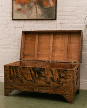 Load image into Gallery viewer, Hand Carved Trunk
