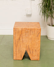 Load image into Gallery viewer, Gillian Side Metal Table
