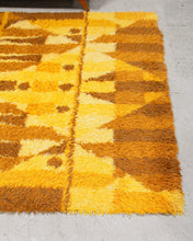 Load image into Gallery viewer, Brown Rya Rug
