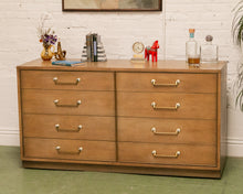 Load image into Gallery viewer, Heritage Henredon Vintage Dresser
