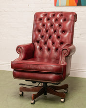 Load image into Gallery viewer, Vintage Executive Office Chair
