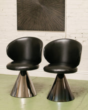 Load image into Gallery viewer, Black Pedestal Chair
