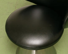 Load image into Gallery viewer, Black Pedestal Chair
