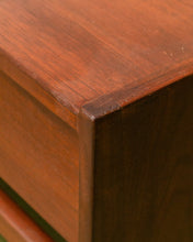 Load image into Gallery viewer, Richard Thompson for Glenn of California Mid Century Walnut Coffee Table
