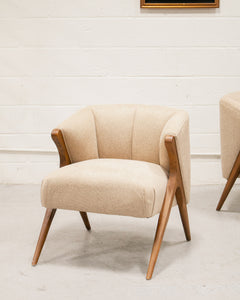 Park Avenue Chair in Almond