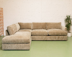 Michonne Sofa in Bianca Moss