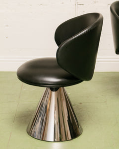 Black Pedestal Chair