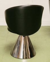 Load image into Gallery viewer, Black Pedestal Chair
