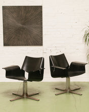 Load image into Gallery viewer, Black Plywood Swivel Chair
