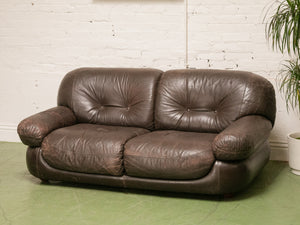 Vintage Loveseat in Brown Leather by Sapporo for Mobil Girgi Italia, 1970’s