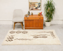 Load image into Gallery viewer, Boho Moroccan Rug
