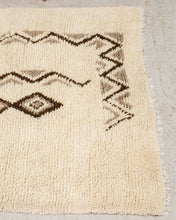 Load image into Gallery viewer, Boho Moroccan Rug
