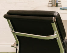 Load image into Gallery viewer, Black Iconic Design Office Chair
