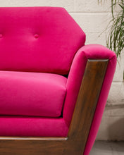 Load image into Gallery viewer, Desmond Fuchsia (Royale Berry) Sofa 72&quot;
