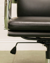 Load image into Gallery viewer, Black Iconic Design Office Chair
