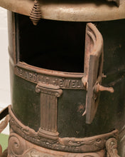 Load image into Gallery viewer, Detroit Antique Stove
