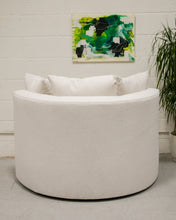 Load image into Gallery viewer, Bianca Swivel Chair in Zues Pearl
